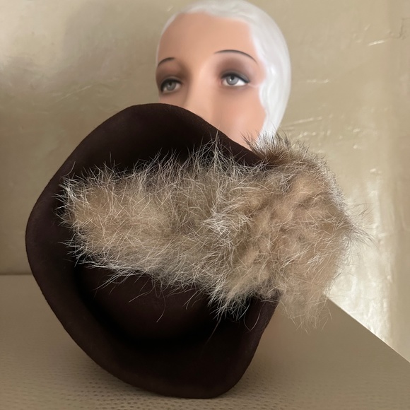 DASHING 1940s\' BROWN FELT \